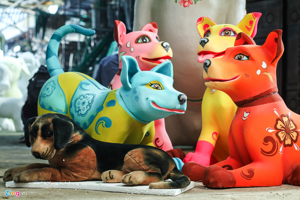 Xưởng chế tác linh vật đường hoa Nguyễn Huệ dịp Tết